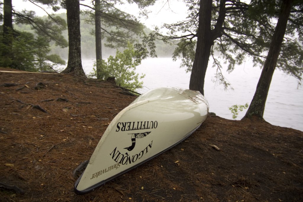 canoe.jpg