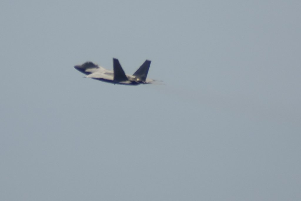 f22raptor2.jpg
