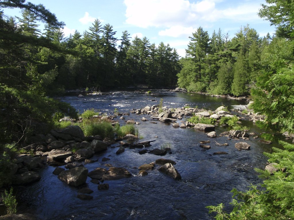cross_algonquin_200850.jpg