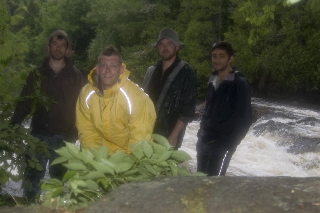 groupshotatthefalls.jpg